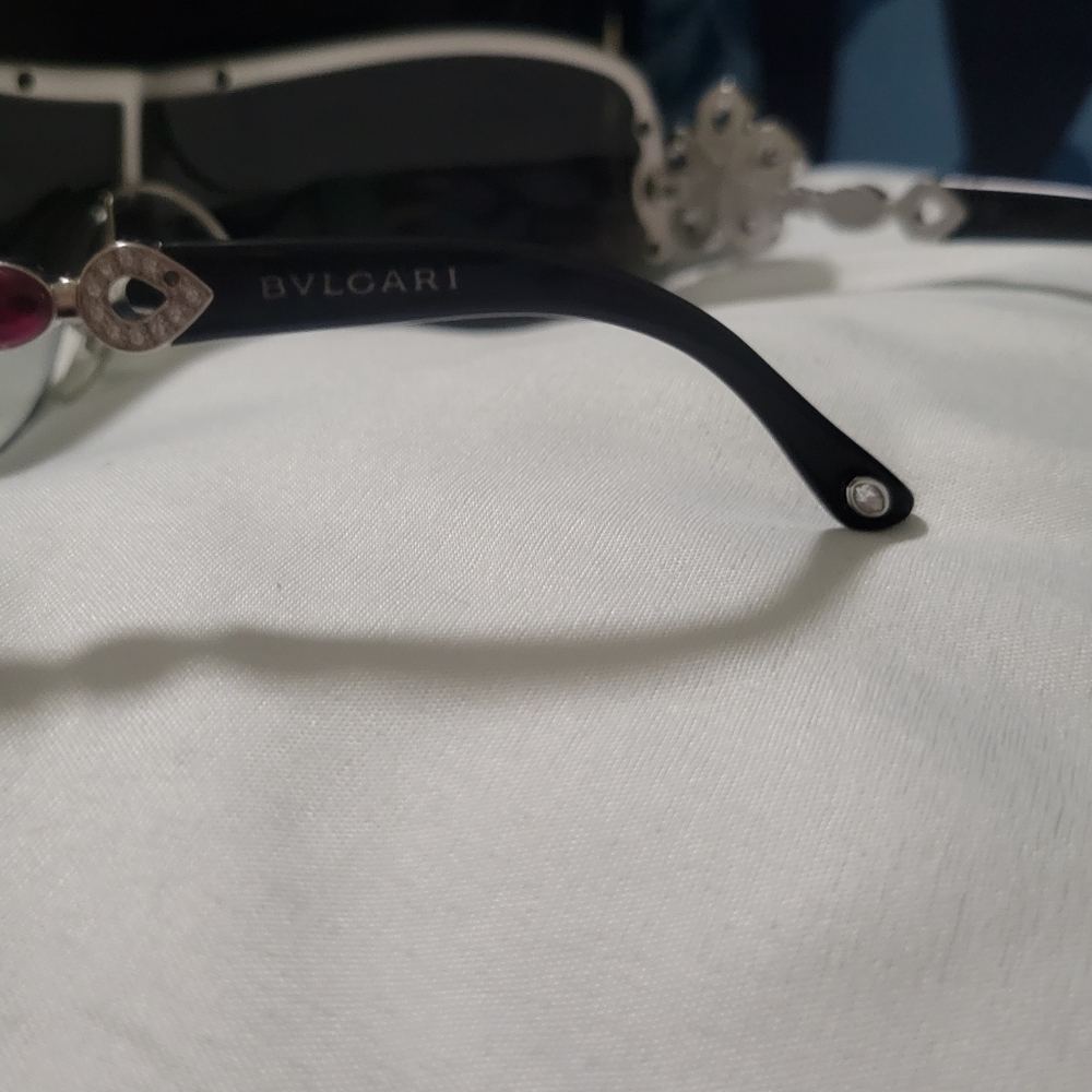 Brand new Bulgari sunnies Limted Edtion - Picture 6 of 12
